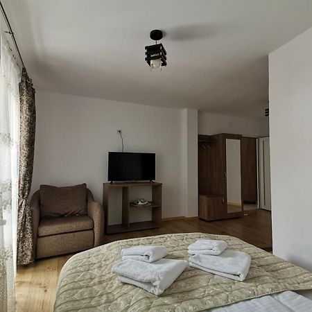 Casa Dana Olteanu 호텔 모시유드서스 외부 사진